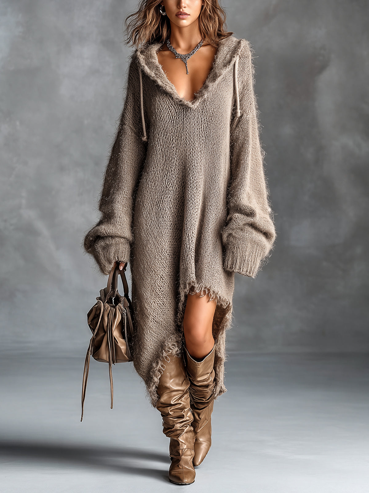 Aoife – Oversized Hooded Knit Midi Dress
