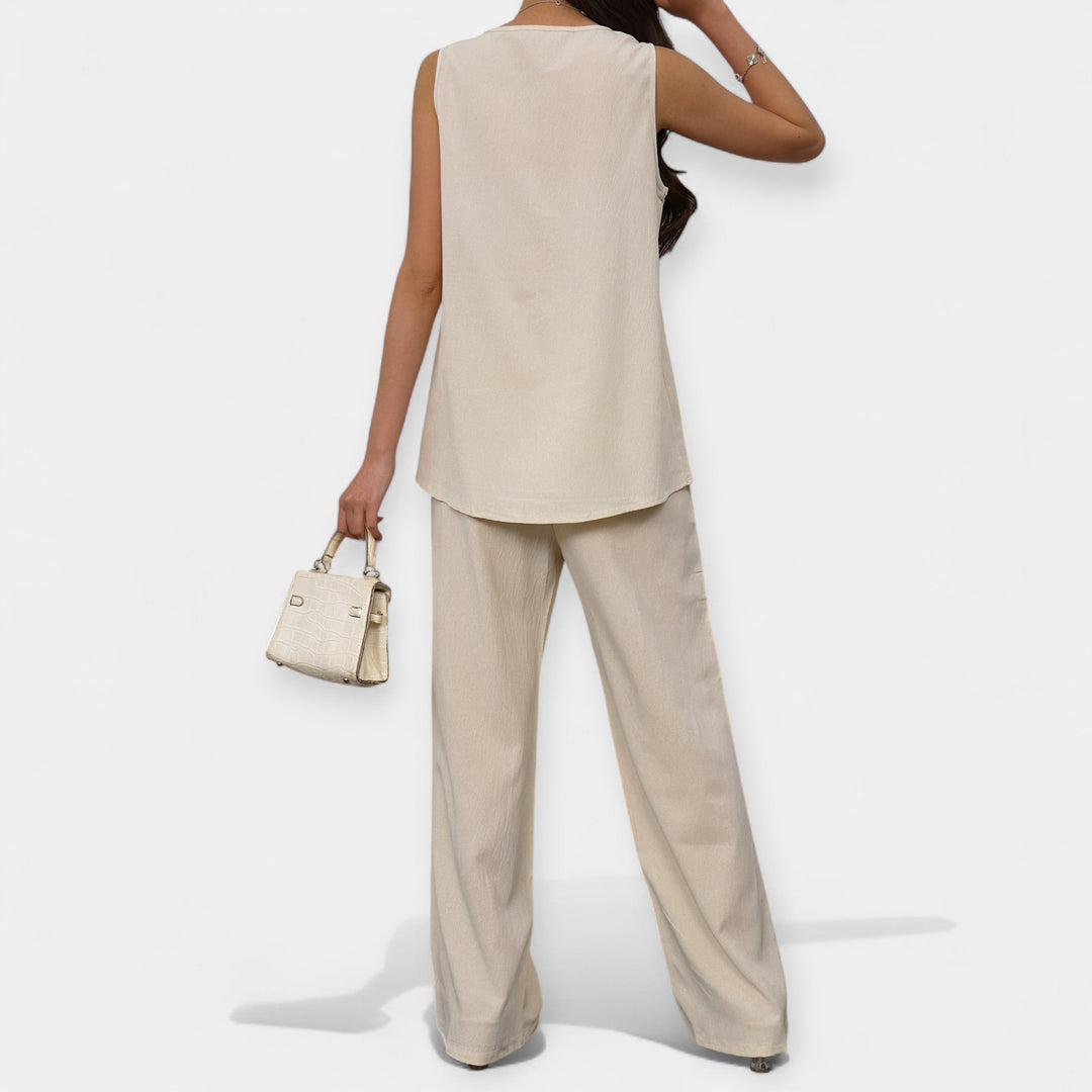Sahasra | Relaxed Ensemble with Sleeveless Blouse and Flowing Trousers