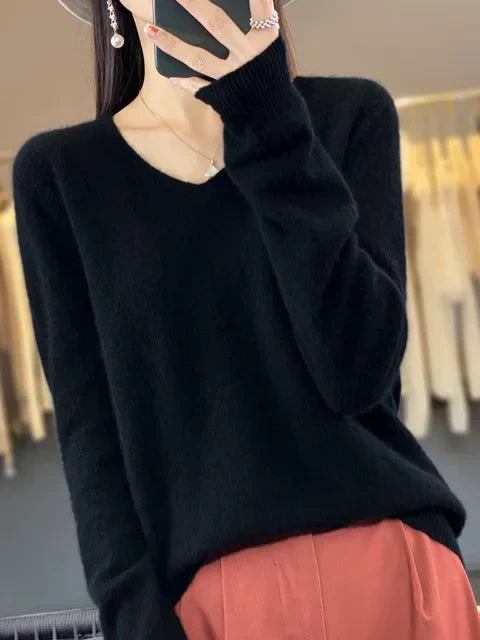 Enid – Loose Knit V-Neck Jumper