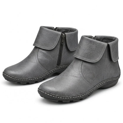 Saskia – Ankle Boots with Easy Side Zip