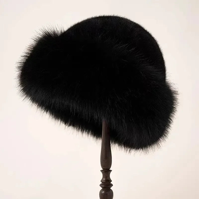 Sandra – Plush Faux Fur Winter Hat