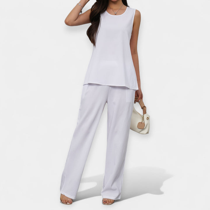 Sahasra | Relaxed Ensemble with Sleeveless Blouse and Flowing Trousers