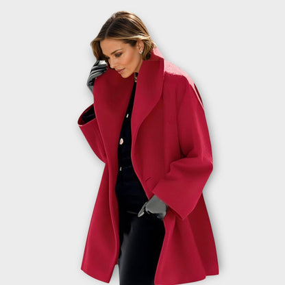 Lowri – Elegant Relaxed Lapel Coat
